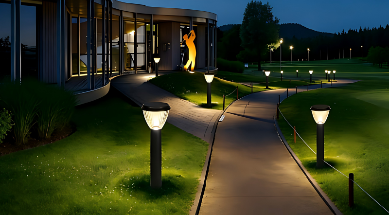 Internt 8000mAh LiFePO4-batteri med h&oslash;y kapasitet for ZC-CPD-solar-pullertlys, som sikrer autonomi p&aring; flere natter i kalde vintre..png